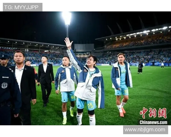 足球明星与篮球巨星的跨界对话与友谊碰撞的精彩瞬间