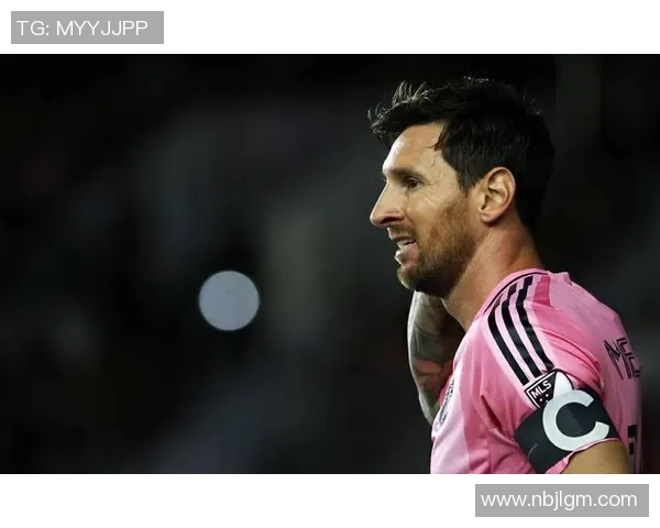 足球明星梅西精彩瞬间回顾展现他在绿茵场上的无与伦比魅力与风采